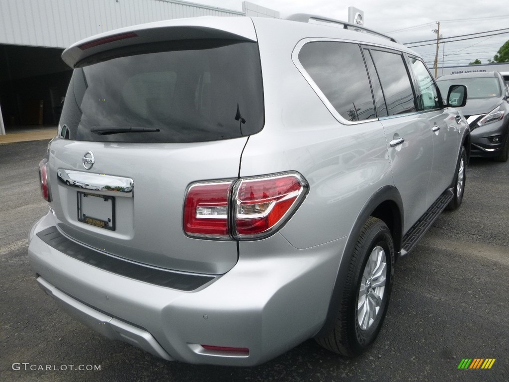 2018 Armada SV 4x4 - Brilliant Silver / Charcoal photo #4