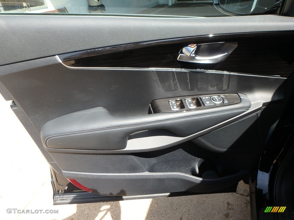 2019 Kia Sorento LX AWD Satin Black Door Panel Photo #127679502