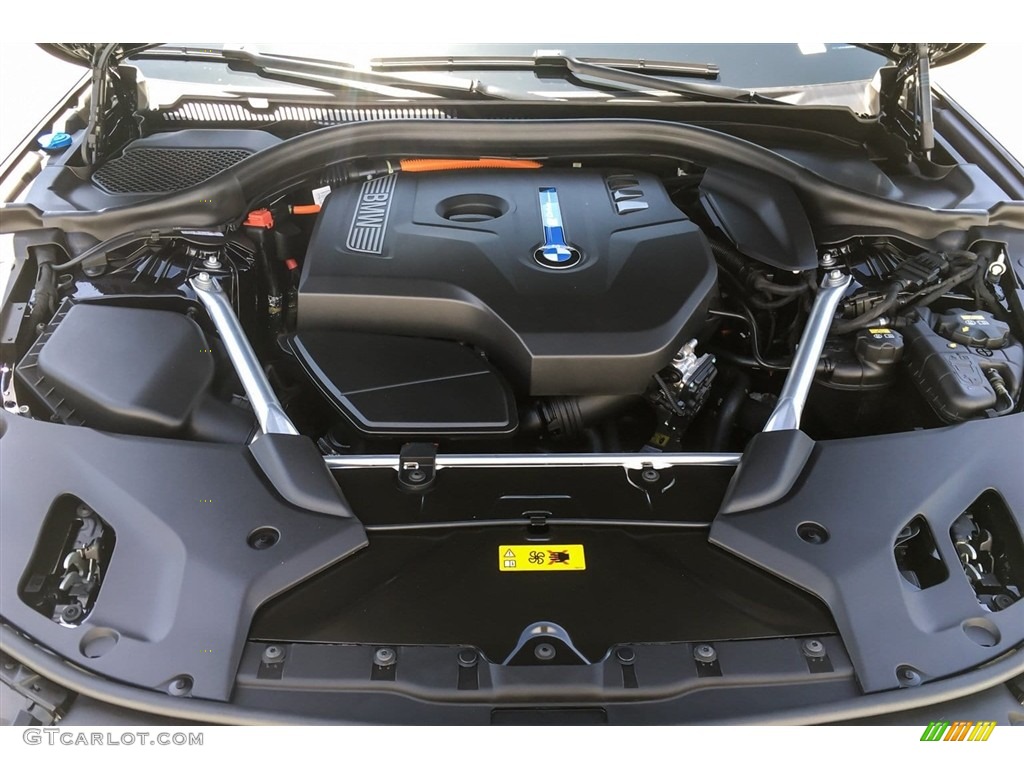 2018 5 Series 530e iPerfomance Sedan - Carbon Black Metallic / Cognac photo #8