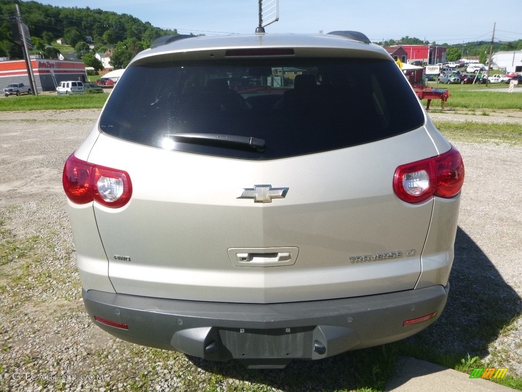 2010 Traverse LT AWD - Gold Mist Metallic / Ebony photo #4