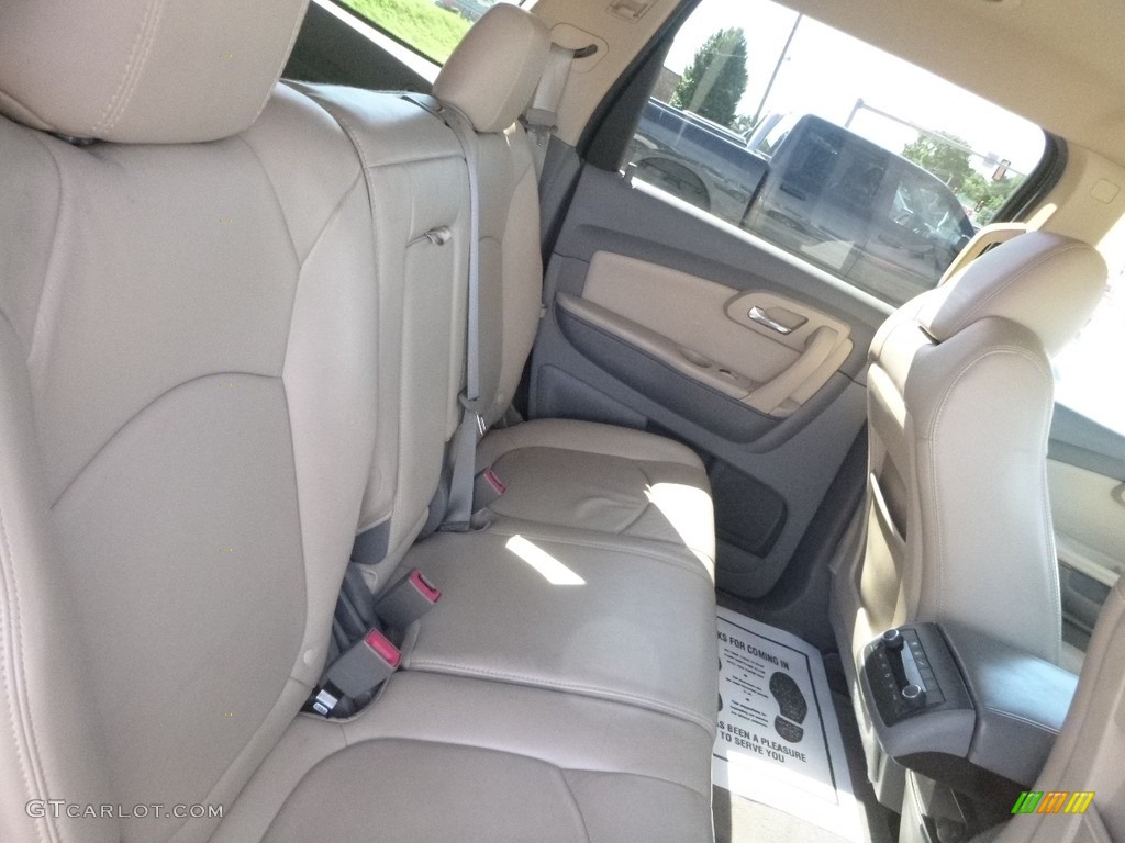 2010 Traverse LT AWD - Gold Mist Metallic / Ebony photo #12