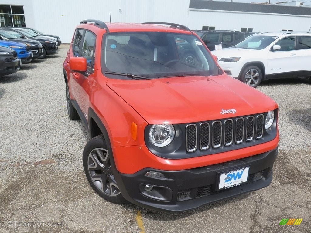 2018 Renegade Latitude 4x4 - Omaha Orange / Black photo #2