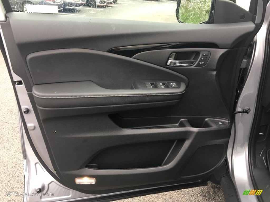 2019 Honda Ridgeline RTL-E AWD Black Door Panel Photo #127690896