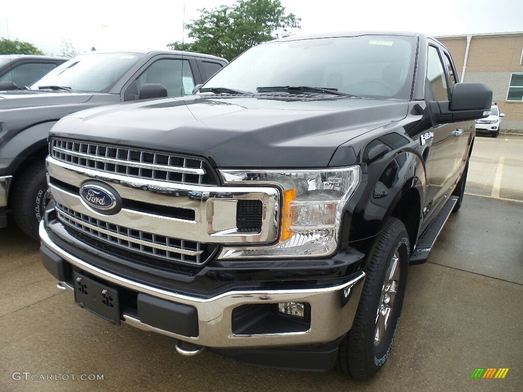 2018 F150 XLT SuperCab 4x4 - Shadow Black / Earth Gray photo #1