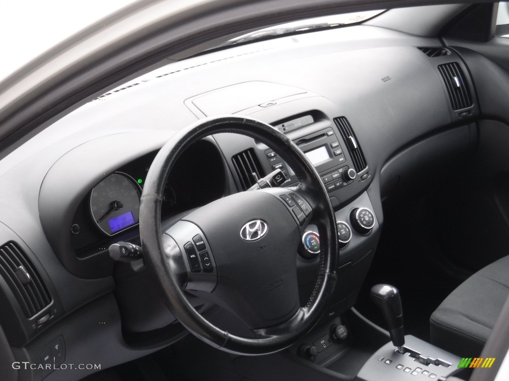 2009 Elantra GLS Sedan - Quicksilver / Black photo #10