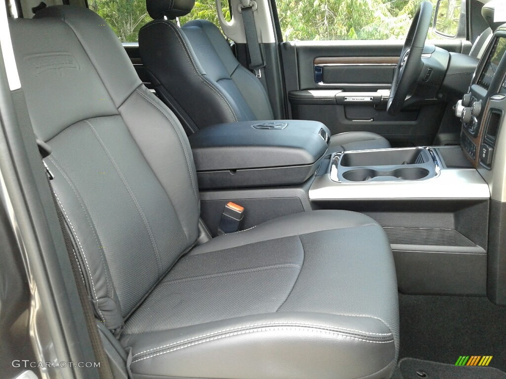 2018 1500 Laramie Crew Cab - Granite Crystal Metallic / Black photo #12