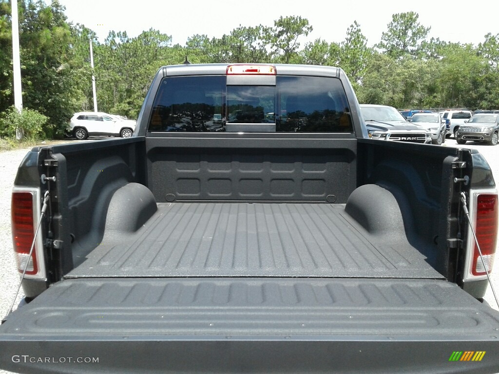 2018 1500 Laramie Crew Cab - Granite Crystal Metallic / Black photo #19