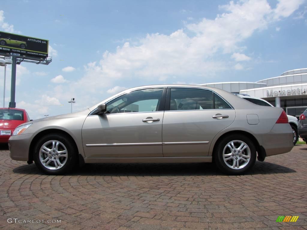 2006 Accord EX-L Sedan - Desert Mist Metallic / Ivory photo #2
