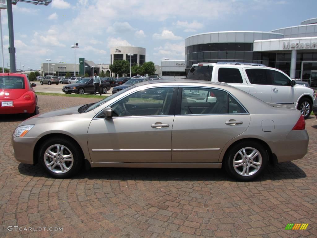 2006 Accord EX-L Sedan - Desert Mist Metallic / Ivory photo #10
