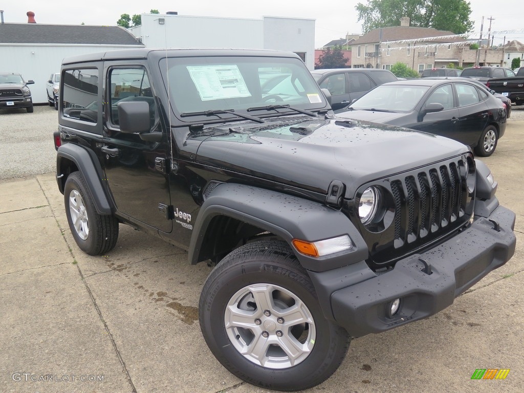 Black 2018 Jeep Wrangler Sport 4x4 Exterior Photo #127700952
