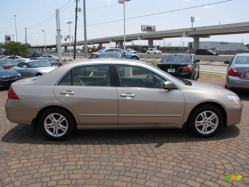 2006 Accord EX-L Sedan - Desert Mist Metallic / Ivory photo #14