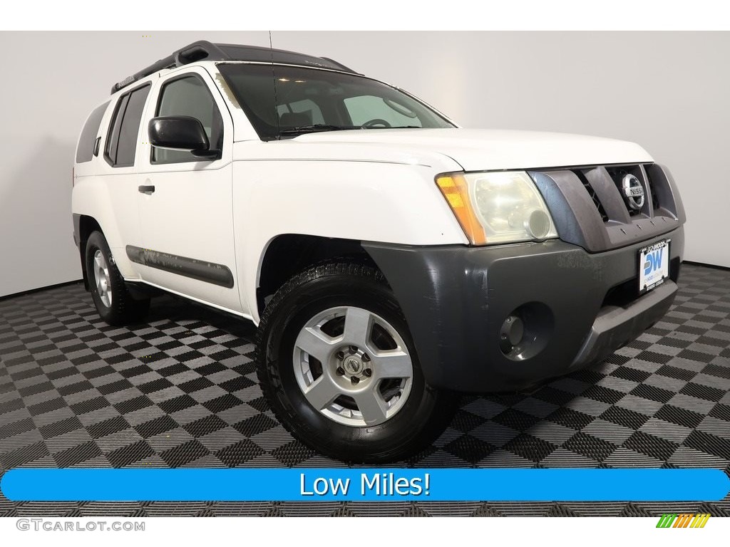 2006 Xterra SE - Avalanche White / Steel/Graphite photo #1