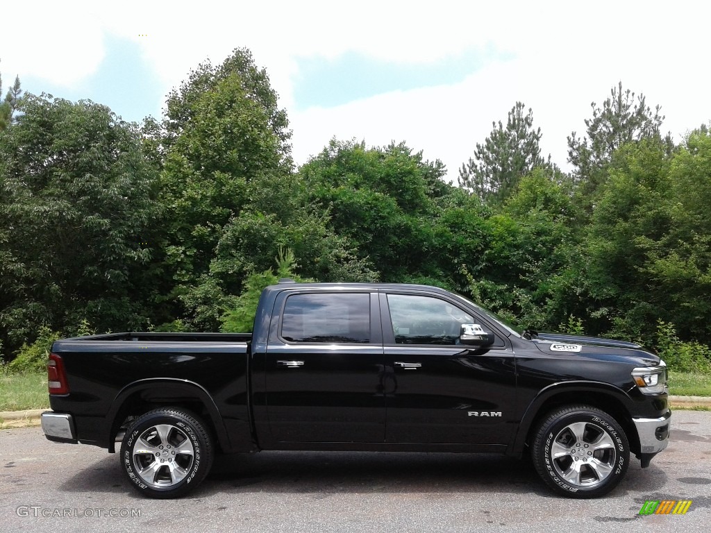 2019 1500 Laramie Crew Cab 4x4 - Diamond Black Crystal Pearl / Black photo #5