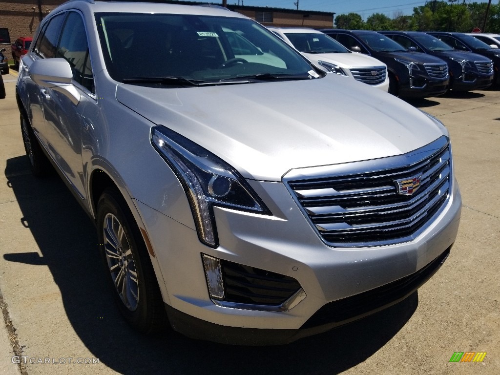 2018 XT5 Luxury AWD - Radiant Silver Metallic / Jet Black photo #1