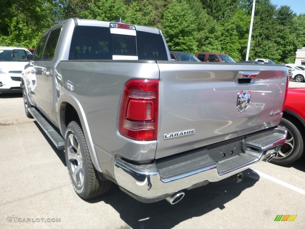 2019 1500 Laramie Crew Cab 4x4 - Billett Silver Metallic / Black photo #3
