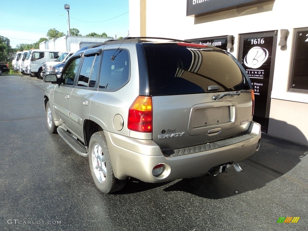 2003 Envoy SLT 4x4 - Sandalwood Metallic / Light Oak photo #3