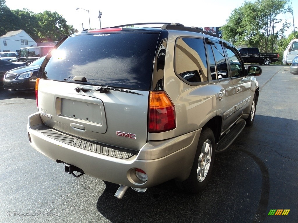 2003 Envoy SLT 4x4 - Sandalwood Metallic / Light Oak photo #4