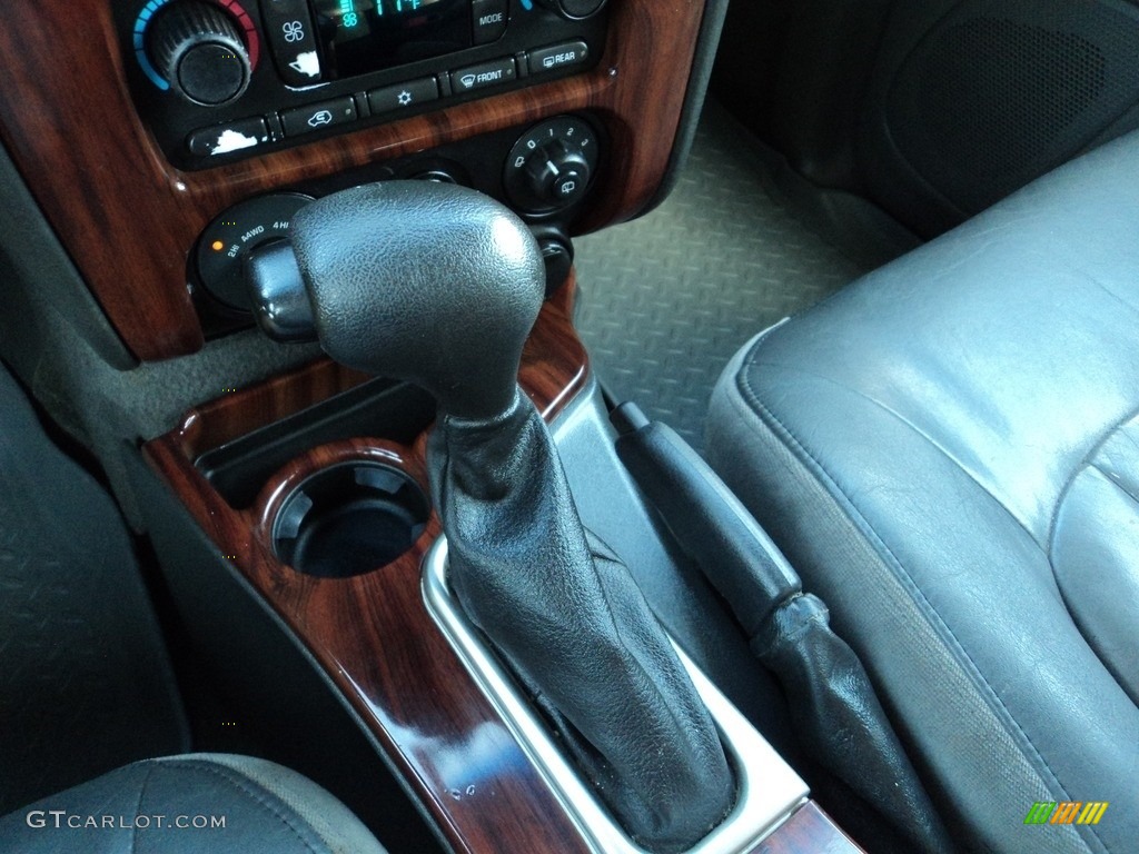 2003 Envoy SLT 4x4 - Sandalwood Metallic / Light Oak photo #16