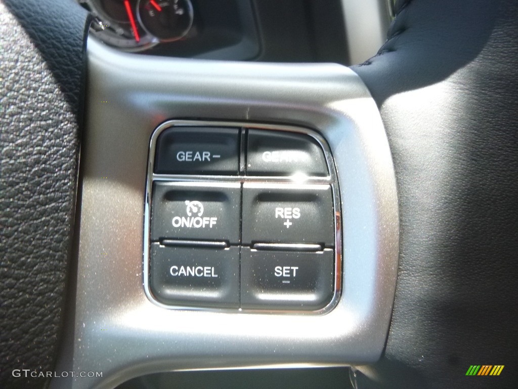 2018 1500 Limited Crew Cab 4x4 - Delmonico Red Pearl / Black photo #19