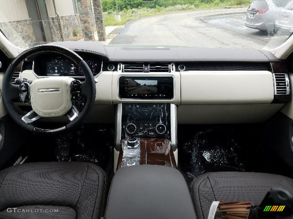 Ebony/Ivory Interior 2018 Land Rover Range Rover Supercharged LWB Photo #127718236