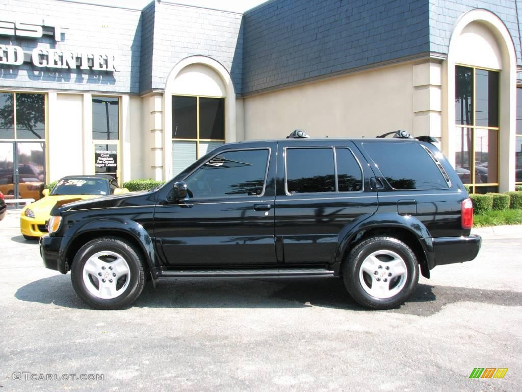 2002 QX4 4x4 - Black Obsidian / Stone Beige photo #4