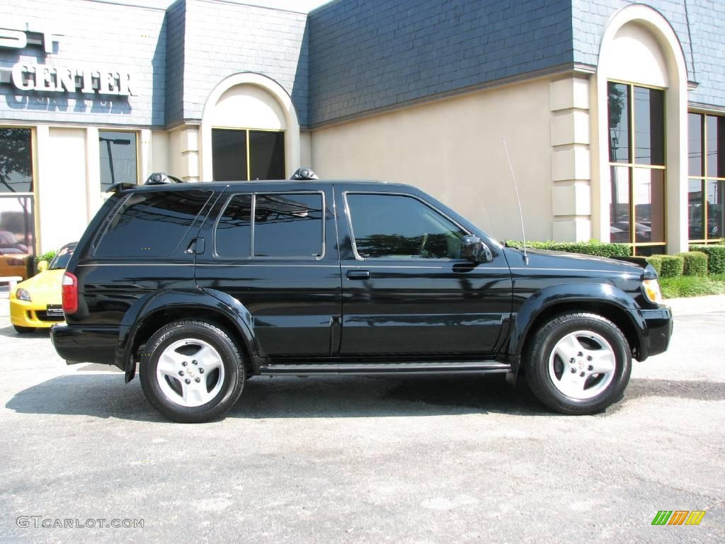 2002 QX4 4x4 - Black Obsidian / Stone Beige photo #7
