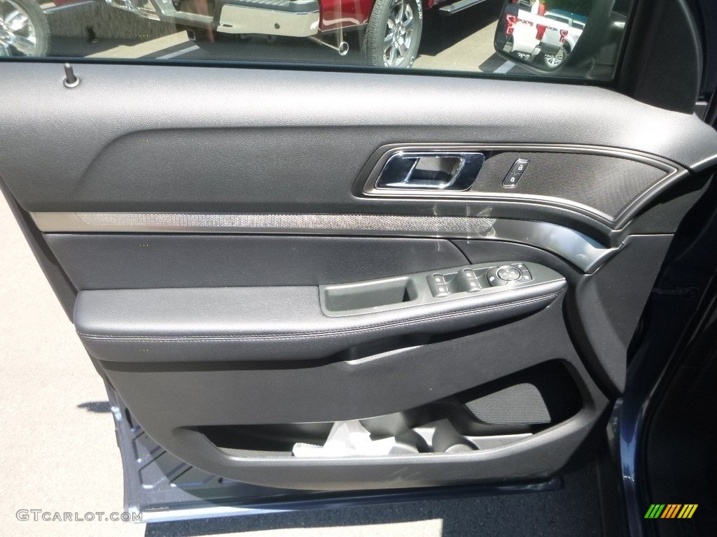 2018 Explorer XLT 4WD - Blue Metallic / Ebony Black photo #10