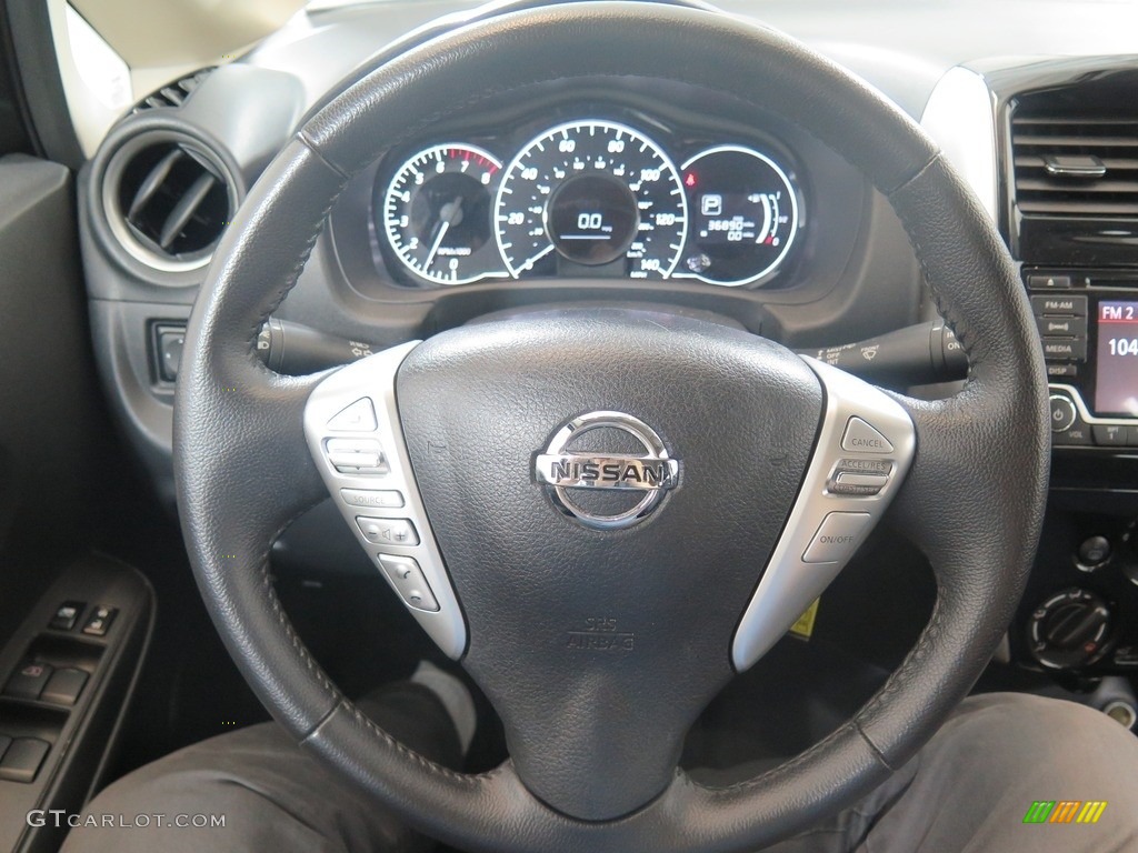 2017 Versa Note SV - Super Black / Charcoal photo #15