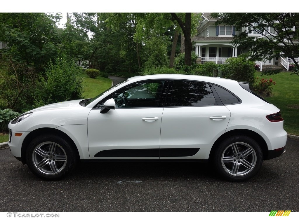 White 2018 Porsche Macan Standard Macan Model Exterior Photo #127723636