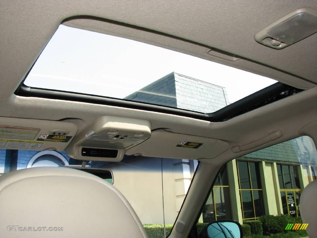 2002 QX4 4x4 - Black Obsidian / Stone Beige photo #15