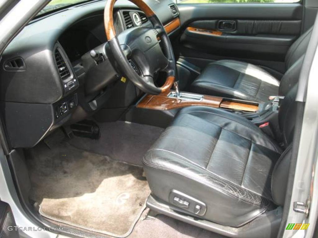 2001 QX4 4x4 - Titanium Metallic / Graphite photo #8