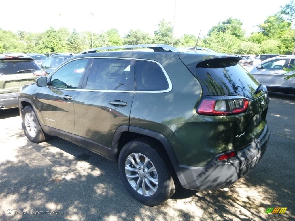 2019 Cherokee Latitude 4x4 - Olive Green Pearl / Black/Light Frost Beige photo #4