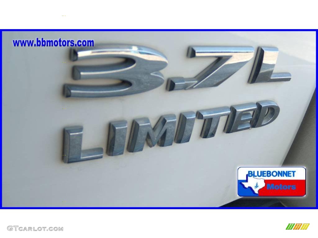 2006 Liberty Limited - Stone White / Medium Slate Gray photo #12