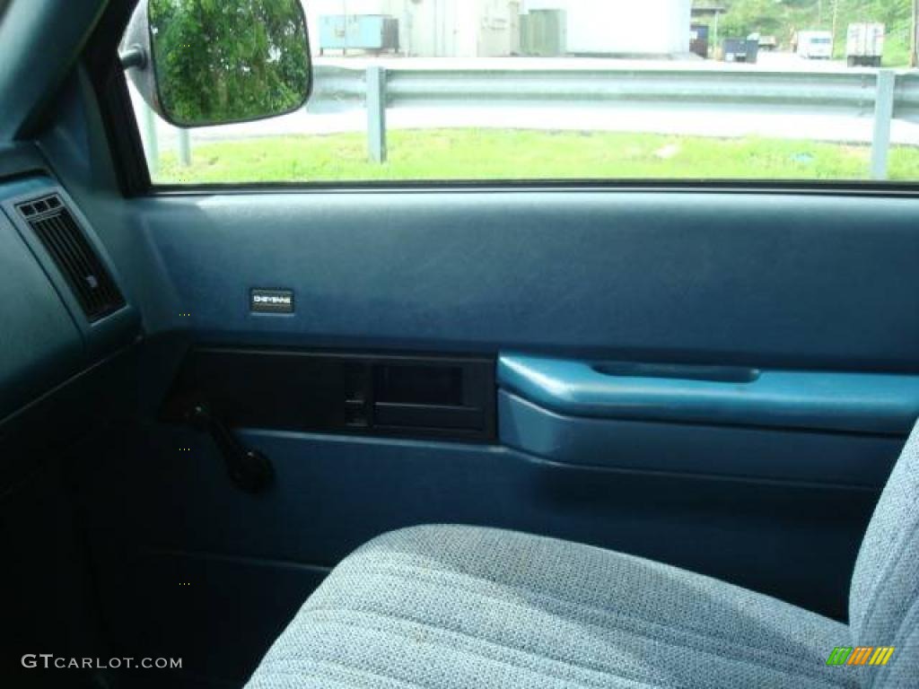 1989 C/K C1500 Regular Cab - Sable Black / Blue photo #11