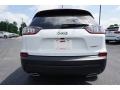 Bright White - Cherokee Latitude Plus Photo No. 13