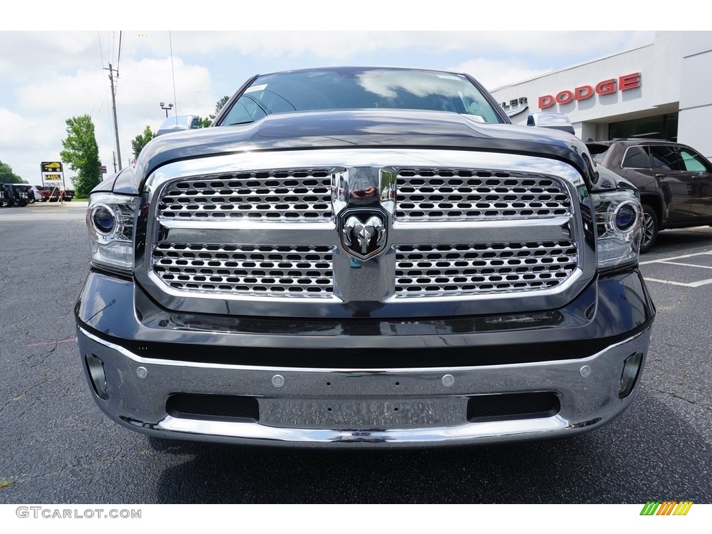 2018 1500 Laramie Crew Cab 4x4 - Brilliant Black Crystal Pearl / Black photo #2