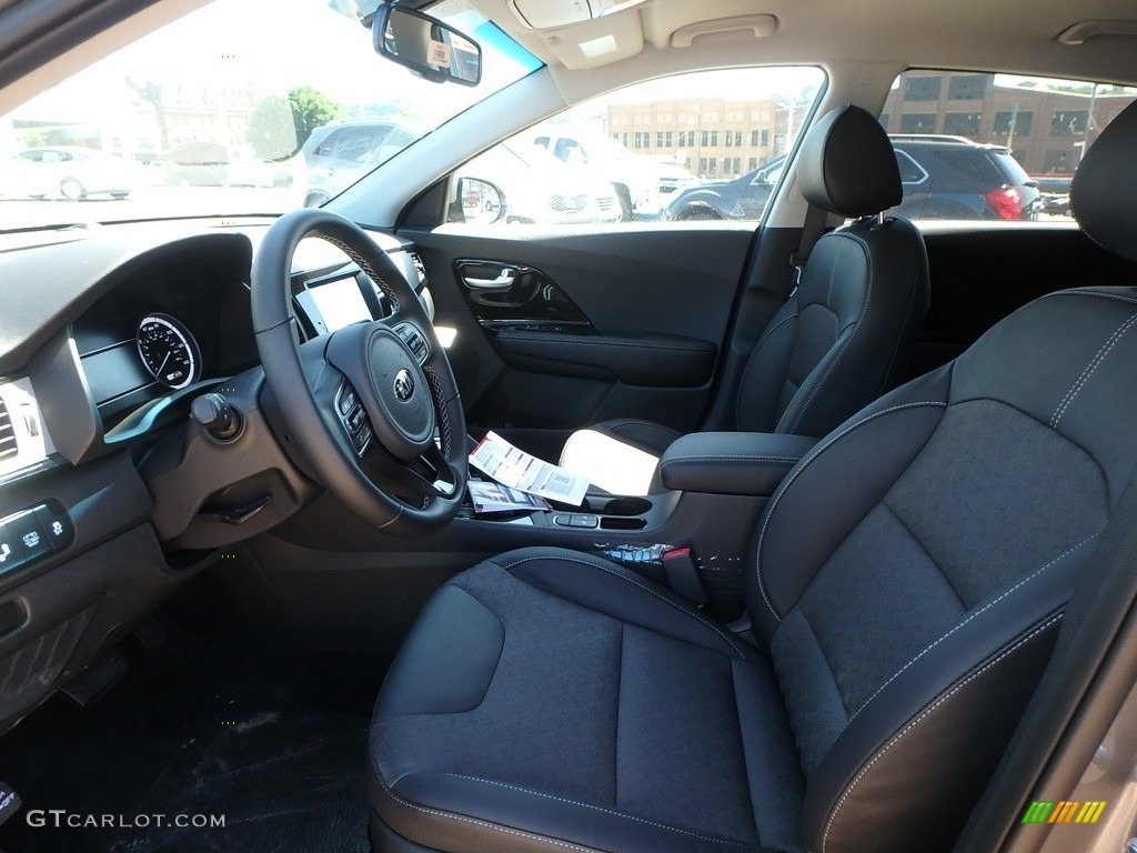 Charcoal Interior 2018 Kia Niro EX Hybrid Photo #127755752
