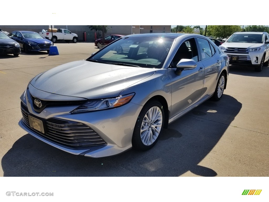 2018 Camry XLE - Celestial Silver Metallic / Ash photo #1