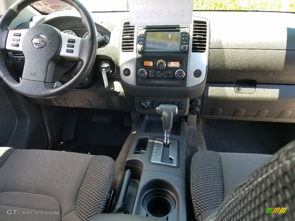 2018 Frontier Pro-4X Crew Cab 4x4 - Gun Metallic / Graphite photo #13