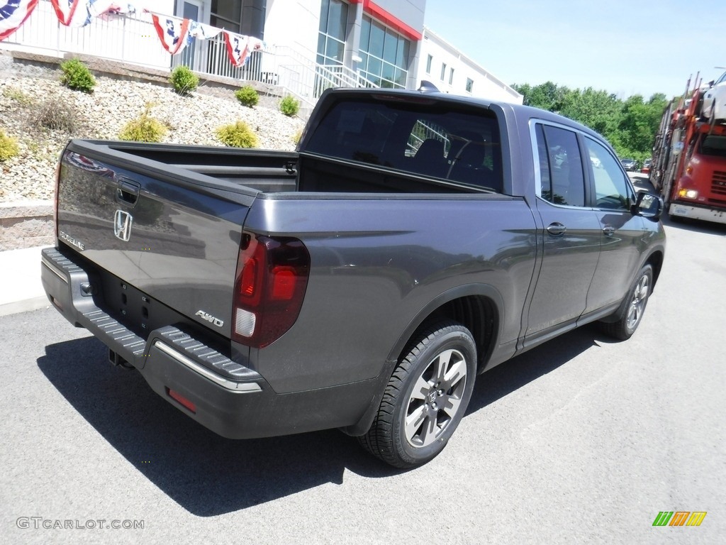 2017 Ridgeline RTL-T AWD - Modern Steel Metallic / Black photo #9