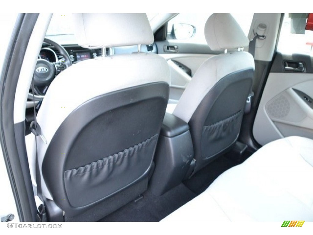 2014 Optima LX - Bright Silver / Gray photo #19