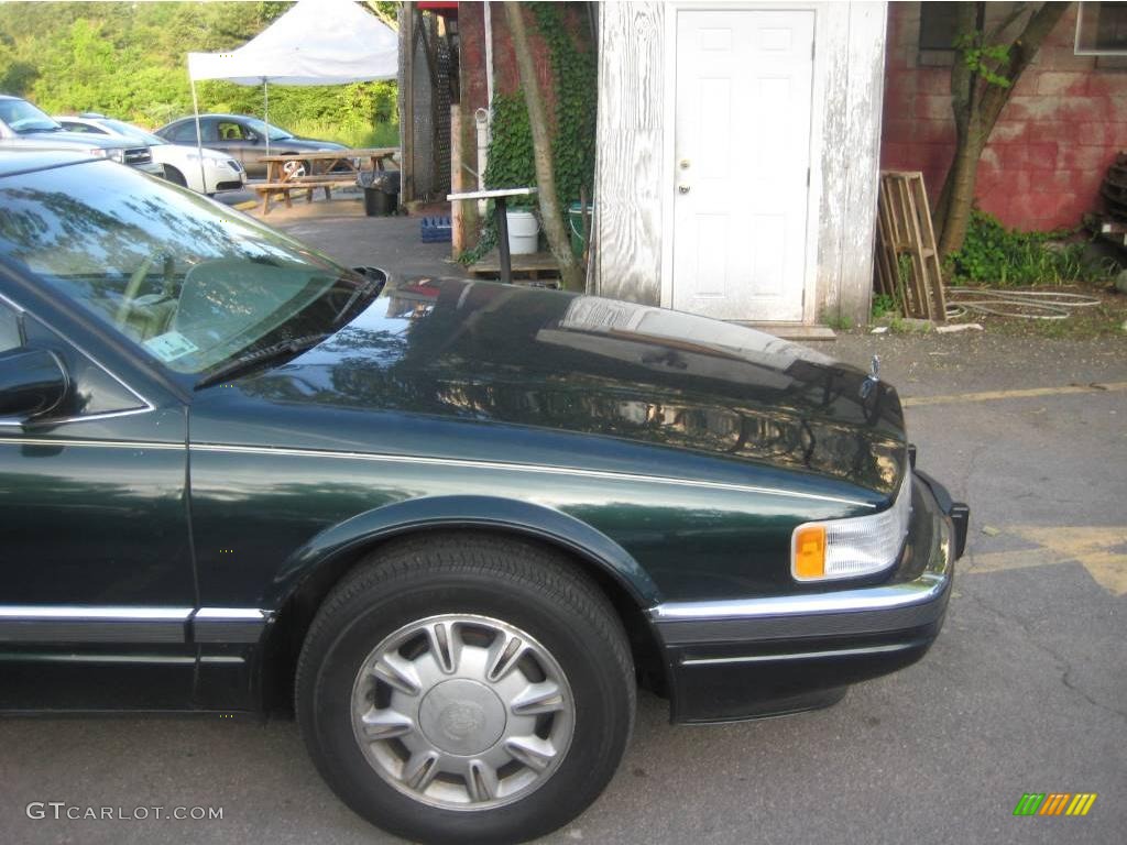 1995 Seville SLS - Polo Green Metallic / Cashmere photo #16