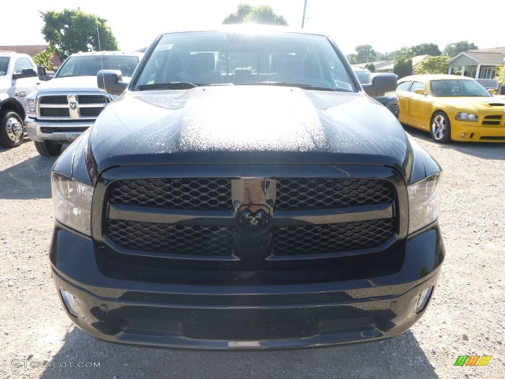 2018 1500 Big Horn Crew Cab 4x4 - Brilliant Black Crystal Pearl / Black/Diesel Gray photo #8