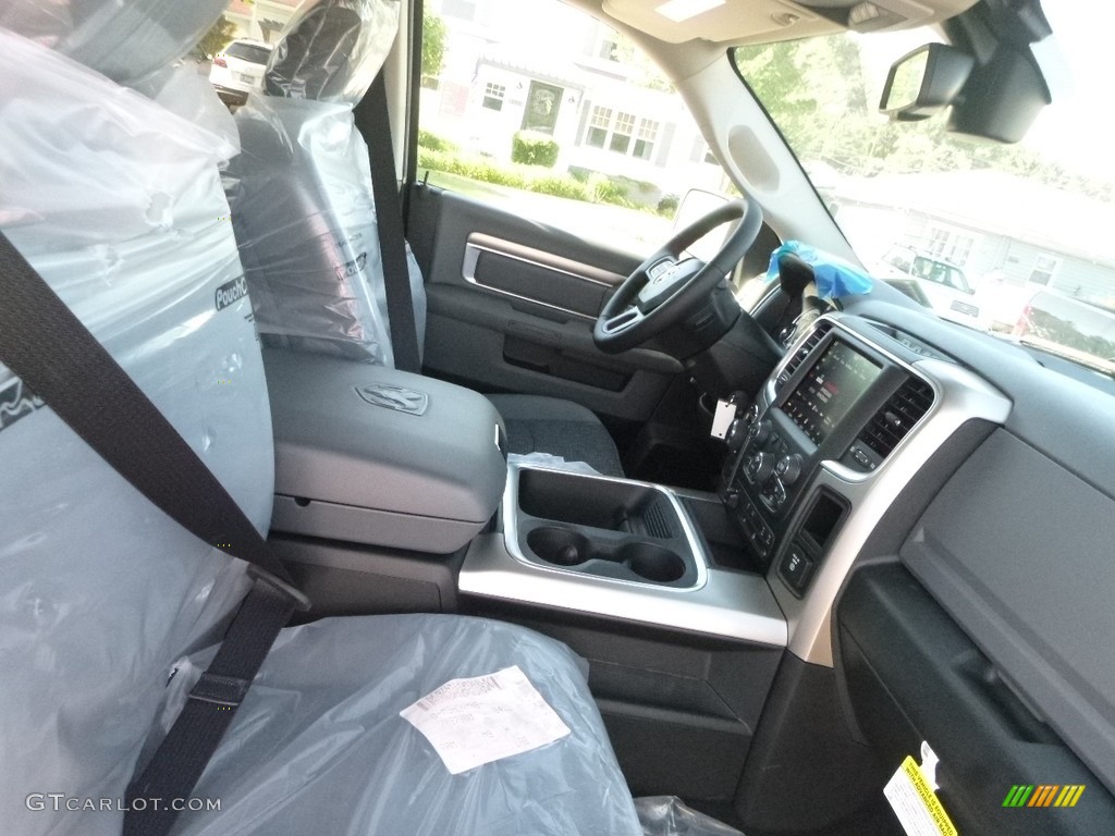 2018 1500 Big Horn Crew Cab 4x4 - Brilliant Black Crystal Pearl / Black/Diesel Gray photo #10