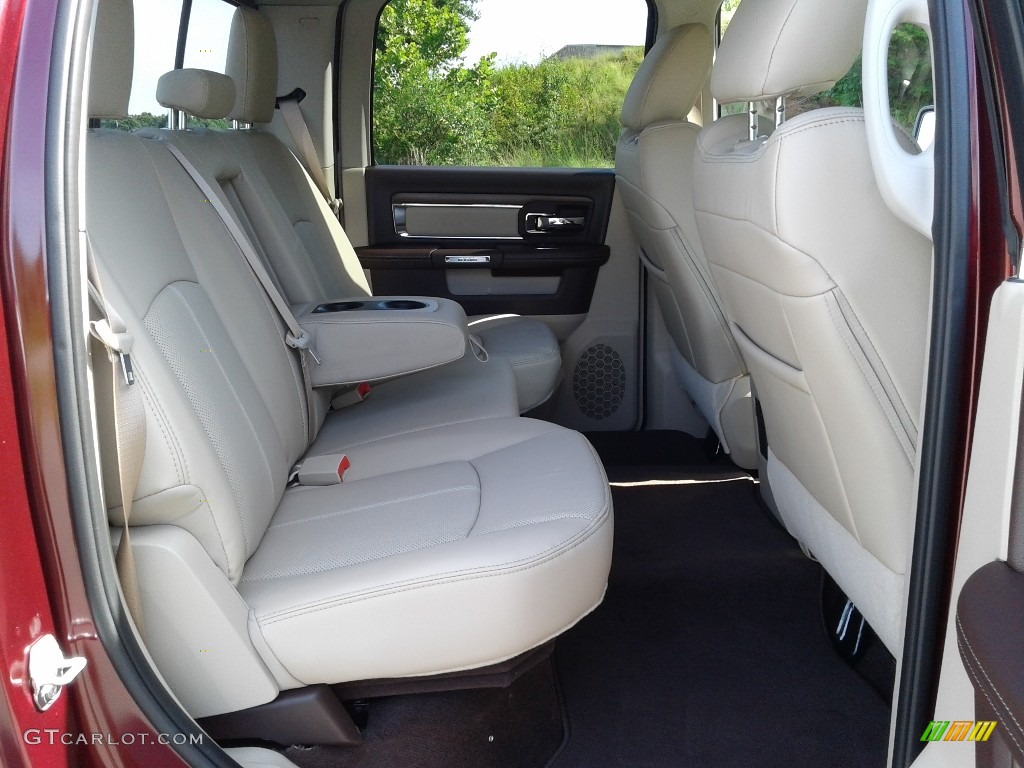 2018 1500 Laramie Crew Cab 4x4 - Delmonico Red Pearl / Canyon Brown/Light Frost Beige photo #14