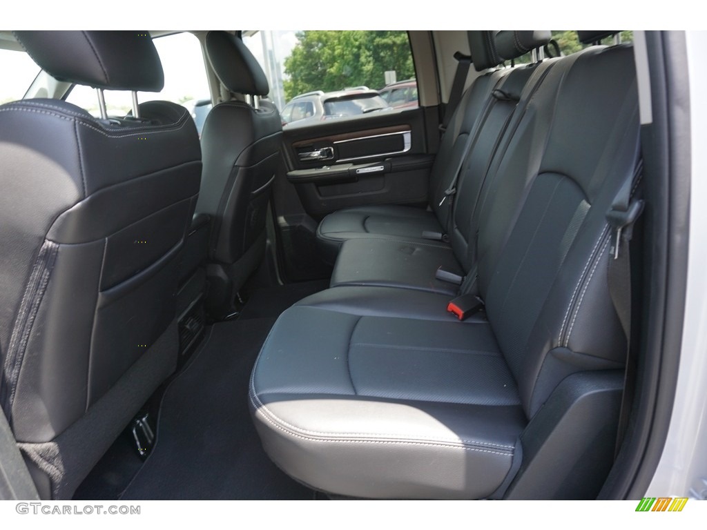2018 1500 Laramie Crew Cab 4x4 - Bright Silver Metallic / Black photo #17