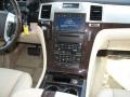White Diamond - Escalade AWD Photo No. 13