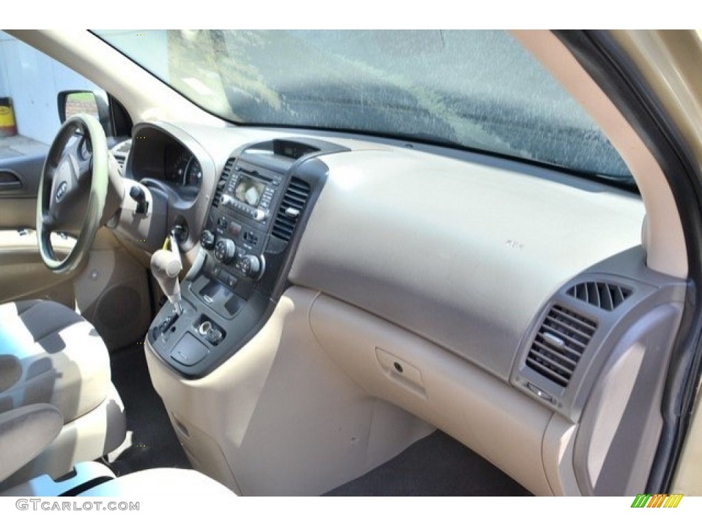 2011 Sedona LX - Cashmere Beige / Beige photo #16