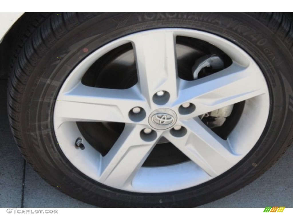 2012 Camry SE - Classic Silver Metallic / Light Gray photo #10