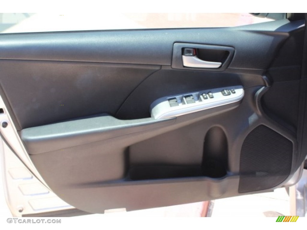 2012 Camry SE - Classic Silver Metallic / Light Gray photo #12